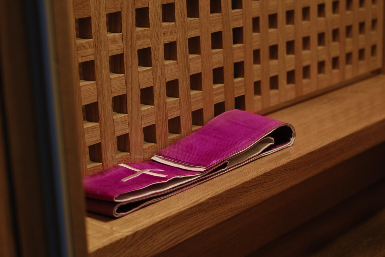 beichte 02 by Markus Weinlaender pfarrbriefservice